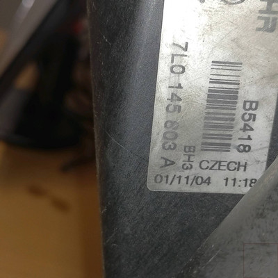 Luft/Luft-Austauscher Links VOLKSWAGEN TOUAREG (7L) 5.0 V10 TDI DPF R50 Tiptr.