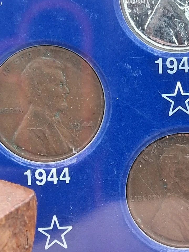 World War II Lincoln Penny Set 1943-45 Steel & Copper Cents WW2 Display Case - Image 3 of 4