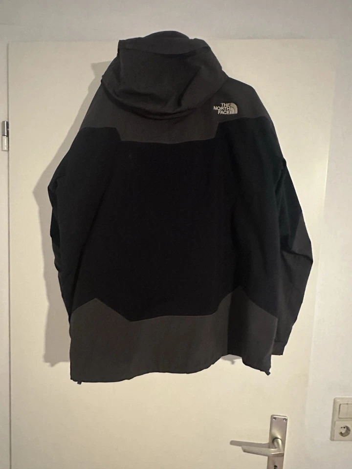 The North Face HyVent Windbreaker Jacke mit Kapuze Schwarz/Grau Gr. 95 - Bild 2 von 4