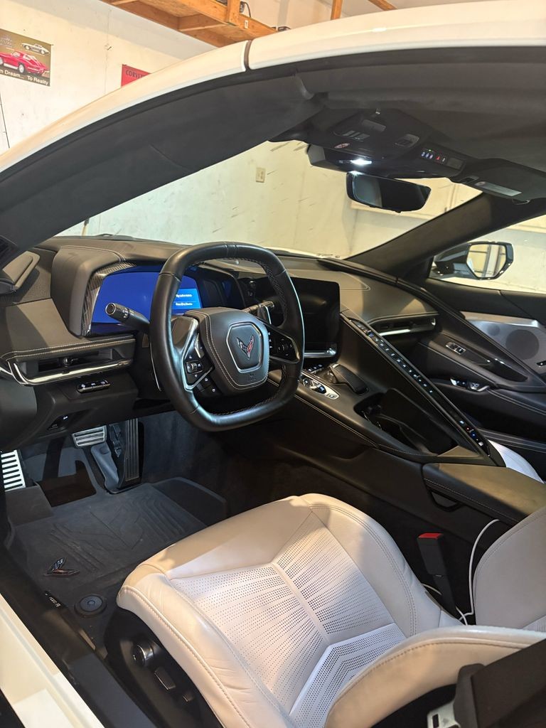 2020 Arctic White Chevrolet Corvette   | C8 Corvette Photo 6