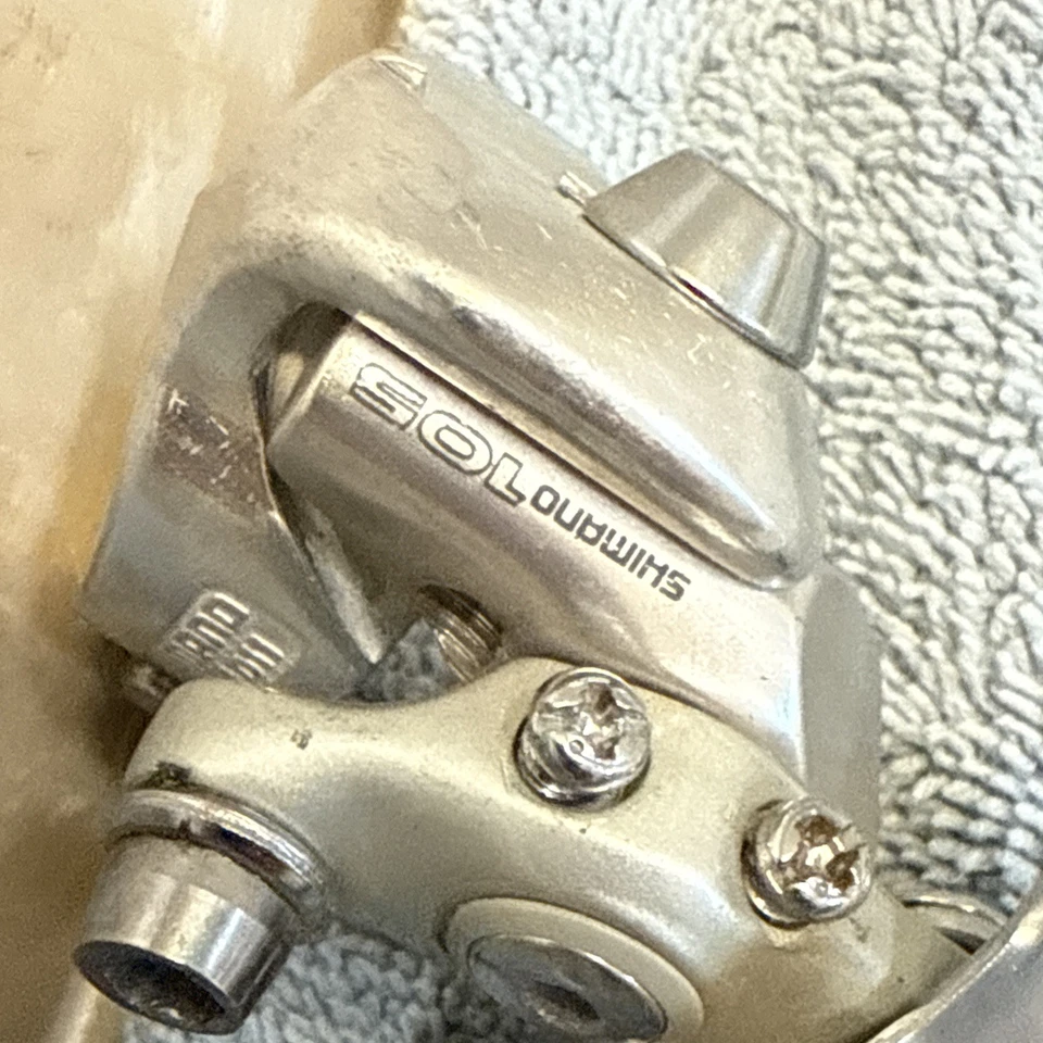 Shimano 105 Braze-on Front Derailleur FD-1055 with 31.8mm clamp 2x6,7,or8 [ssg] - Image 2 of 4