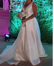 Wtoo Mikado Wedding Dress with pockets size 12