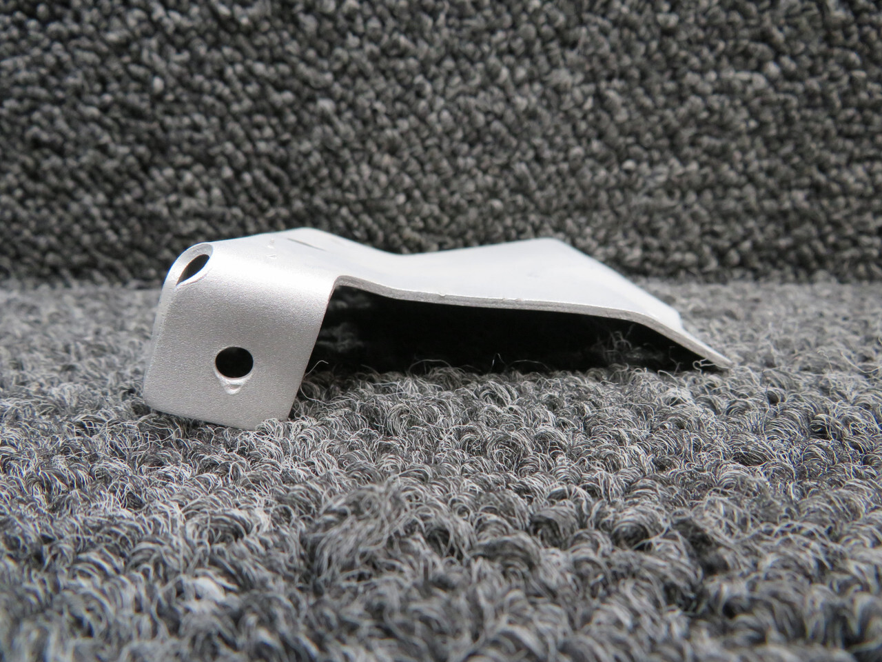 0712042-2AGW Cessna 188 Stabilizer Hinge Bracket RH (Bead Blasted)