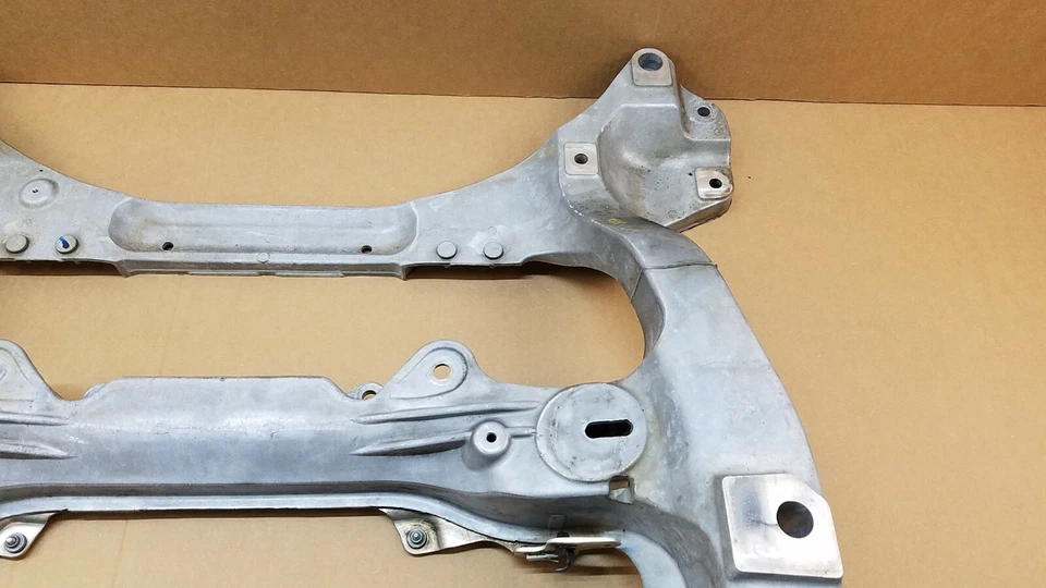 ⭐⭐OEM INFINITI M35h M37 M56 Q70 RWD FRONT ENGINE SUB FRAME CROSSMEMBER CRADLE ⭐⭐ - Изображение 3 из 4