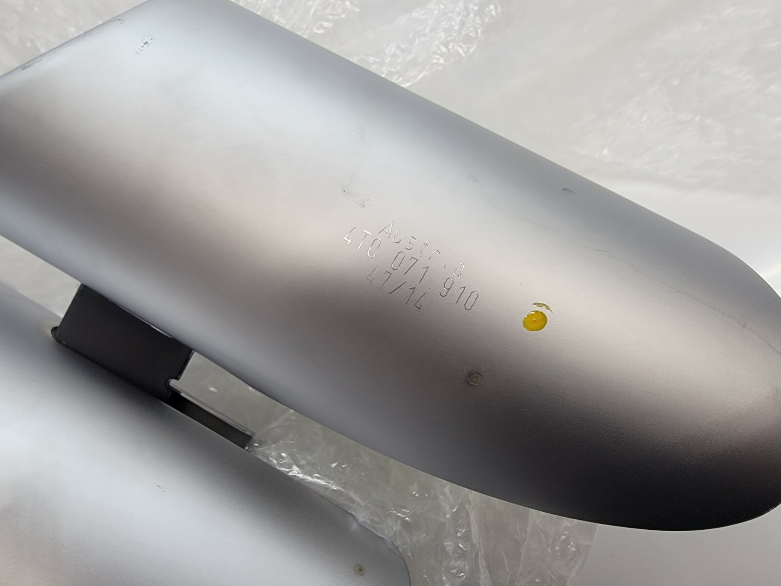 LAMBORGHINI HURACAN REAR RIGHT EXHAUST MUFFLER TIP OEM 4T0071910