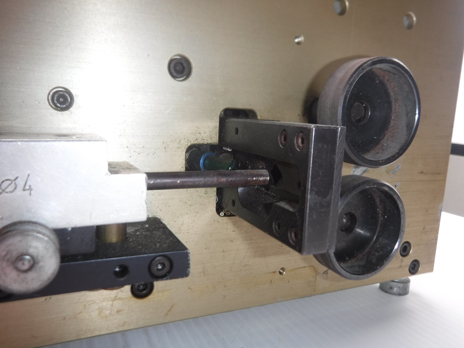 Schleuniger CS9000 100-120V / 220-240V