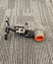 POWELL 1" Class 800 (1975 psi) Socket Weld Forged Steel Gate Valve B16.34 API624