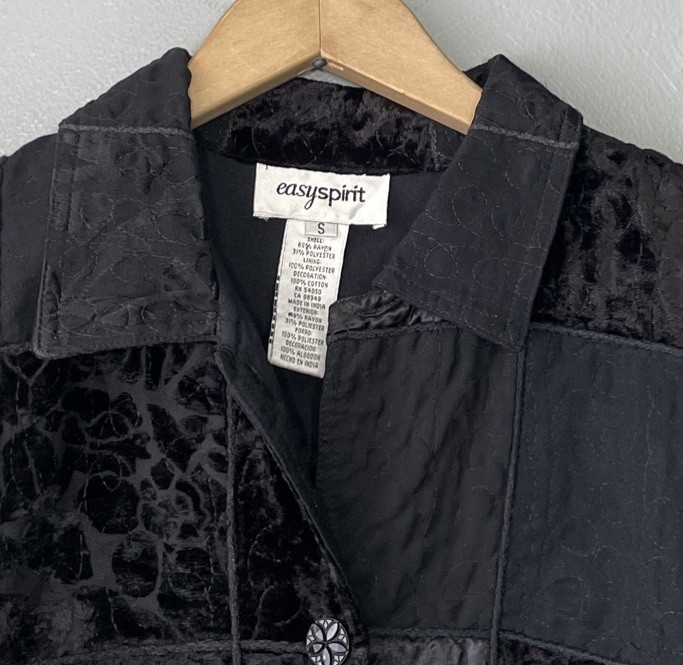 Dark Black Patchwork Jacket Size Small Velvet Emb… - image 4