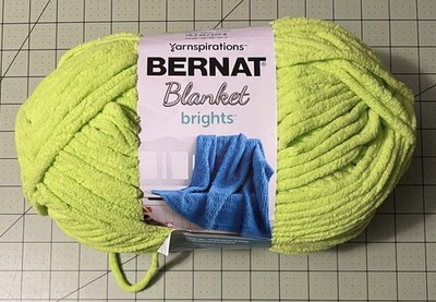 Bernat Blanket Brights 220 Yards 10.5 oz  BRIGHT LIME   100% Polyester...