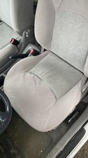 Siège Nissan ALMERA TINO