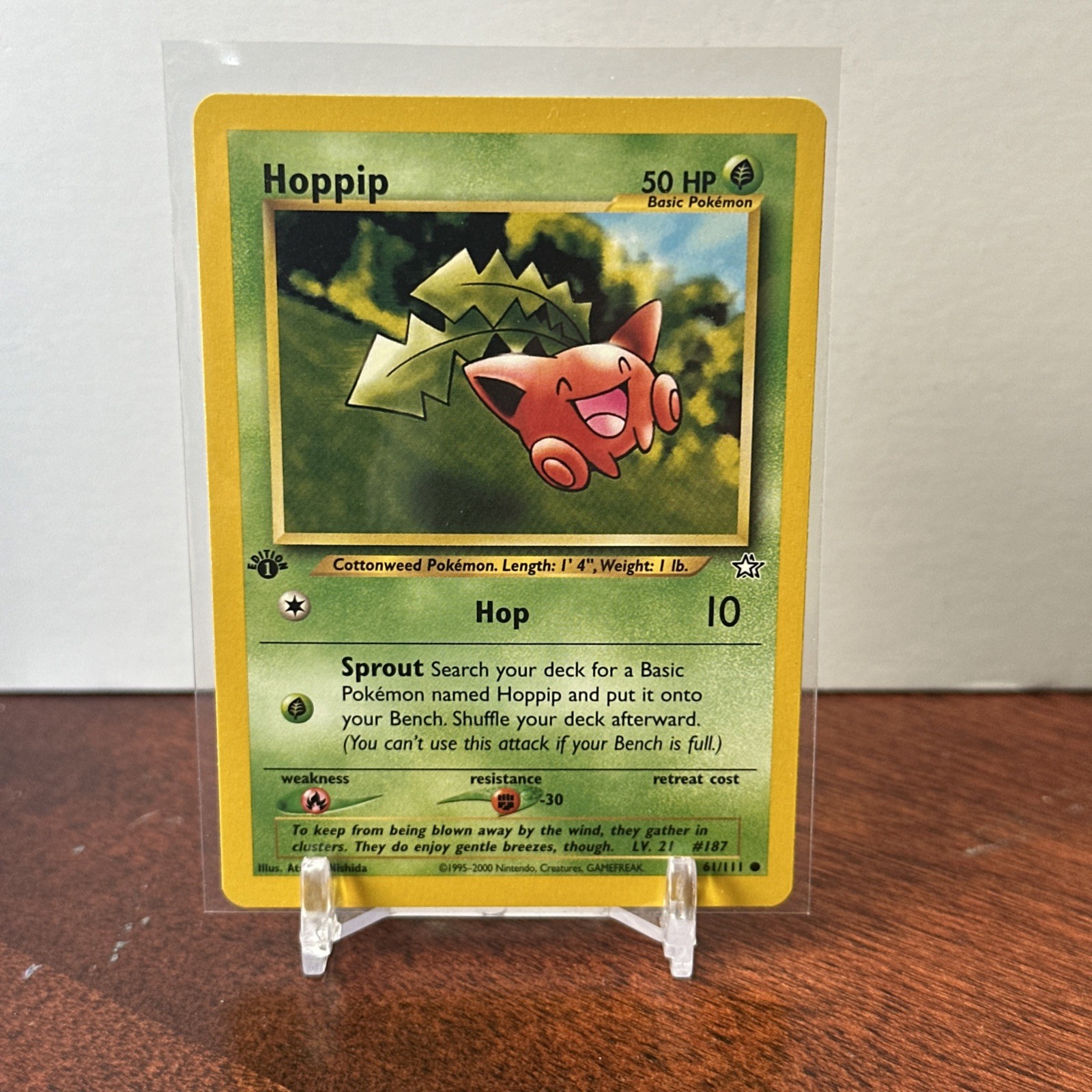 Pokemon Neo Genesis 61/111 Hoppip Common Card, 1st Edition NM Condition