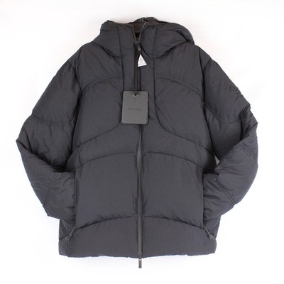 Moncler Peller Insulated Down Hooded Puffer Jacket In Black Mens Designer Size 3