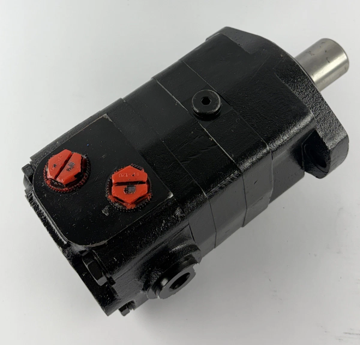 WF104-1024Y Hydraulic Orbital Motor 2-Bolt photo 5