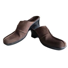 Clarks Shoes Brown Slip On Loafers Women's 7M Brown Suede Round Toe Casual