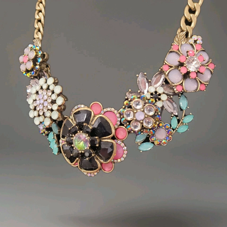 Vintage Joan Rivers Classics Collection Statement Sparkle Necklace Floral Signed - Image 2 of 4