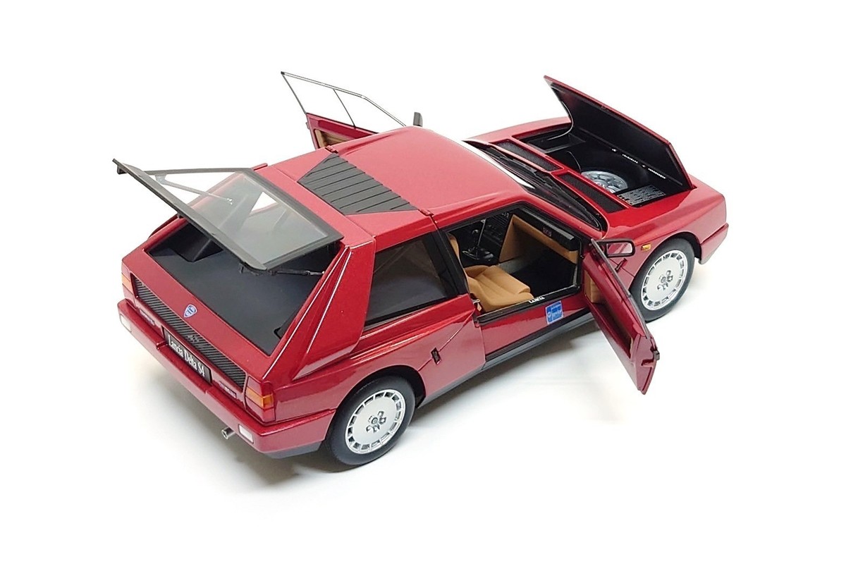 AUTOart Signature 1:18 Lancia Delta S4 in Rosso Amaranto | eBay