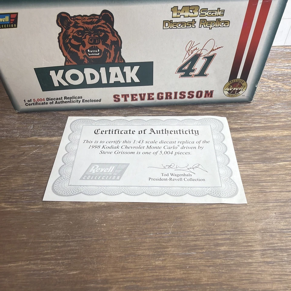 Chevrolet Monte Carlo Kodiak 41 1998 Revell Steve Grissom 1 de 5.004 Foto 2 de 4