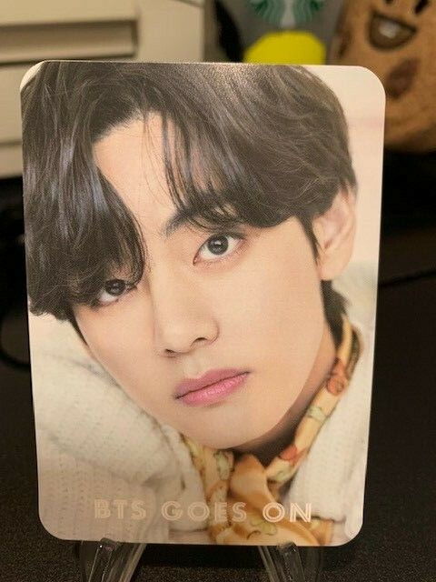 Global Edition Double-sided BTS GOES ON Dicon Photocard - V | eBay