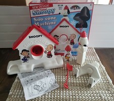The Original Snoopy Sno Cone Machine Peanuts by Cra Z Art New Design