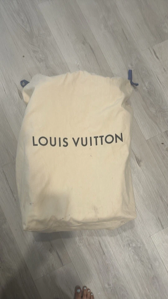 Louis Vuitton Edición Limitada Bolsa de Lona Rodante Jacquard 55 Amarillo Foto 2 de 4