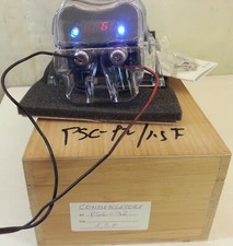 Condensatore 1.5 Farad, con voltometro, realizzato per fornire la potenza PSC-92