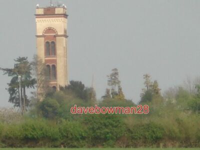 PHOTO  BROOMY HILL WATER TOWER IMPRESSIVE VICTORIAN ENGINEERING BUT NOW SPROUTIN