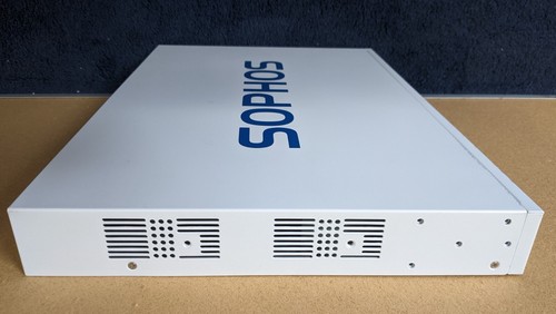 AUFGERÜSTETE Sophos XG 210 Rev 2 Firewall mit pfSense - Bild 8 von 9