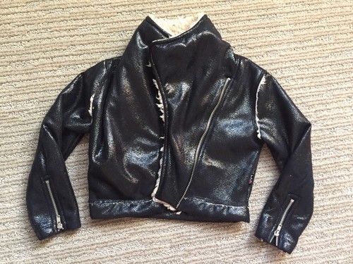 T2 Love Girls Faux-Leather Fuzzy Stylish Motorcycle Black Bomber Jacket Size 4 - Picture 2 of 11
