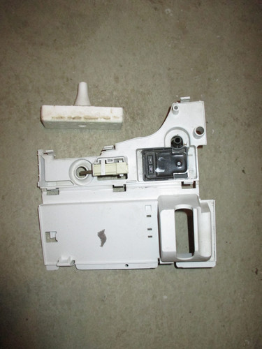 Beko Trockner DS 8433 PAO  Pumpe mit Mikroschalter komplett