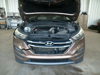 TUCSON    2016 Keys/Latches/Locks 104786105