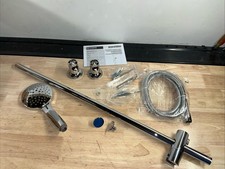 Scratch MOEN 3558EP 5-Spray 30in Eco-Performa...