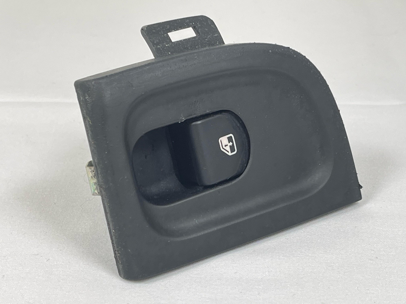 Maserati Quattroporte M139 Rear Left Side Window Switch Control 188259 OEM 03-13