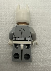 Lego DC Super Heroes Minifigure Arctic Batman From Set 76000 no cape