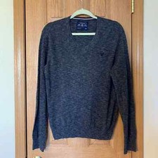 American Eagle Athletic Fit AEO Dark Gray V Neck Sweater Men's M