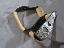 Showman  Black Aluminum engraved silver pleasure style stirrups