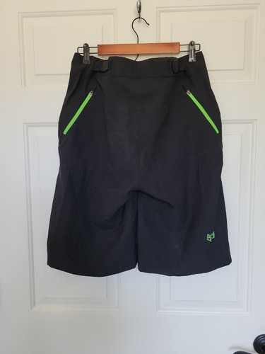 Royal Racing MTB Shorts Mens Medium Black Cycling Bicycle MTB Dirt Bike Snap - Picture 2 of 3