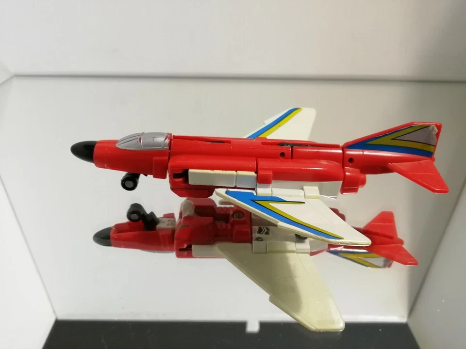 Hasbro Takara 1985 Transformers Jet Fireflight G1 - Imagen 4 de 4