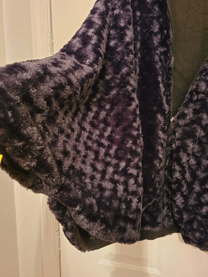 PONCHO CAPA NEGRO REVERSIBLE DEPORTIVO MISSY TALLA 0/S - NUEVO Foto 3 de 4