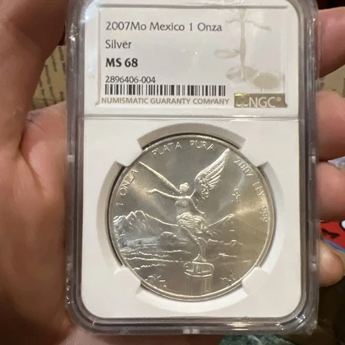 1 oz Silver Mexico Libertad 2007 NGC MS68 Semi KEY DATE No Spot