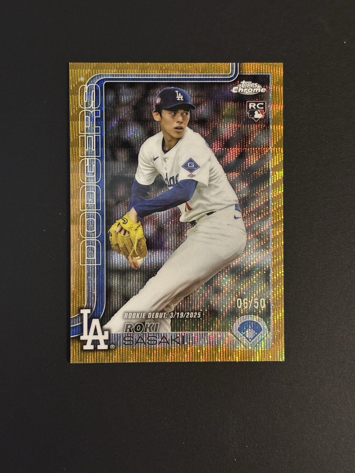 2025 Topps Chrome Update Roki Sasaki Rookie Debut Gold Wave Refractor /50 🔥