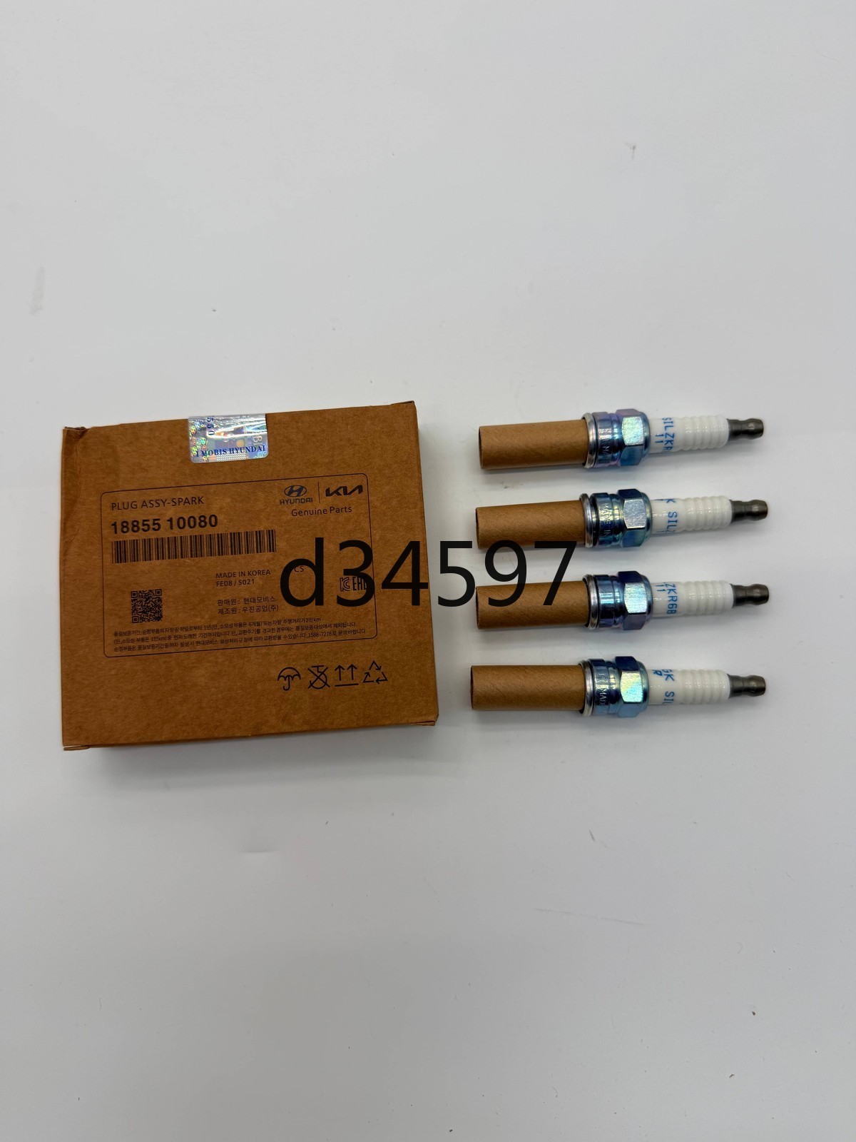 4x Spark Plug 18855-10080 for Hyundai Elantra Genesis Kia Borrego OEM