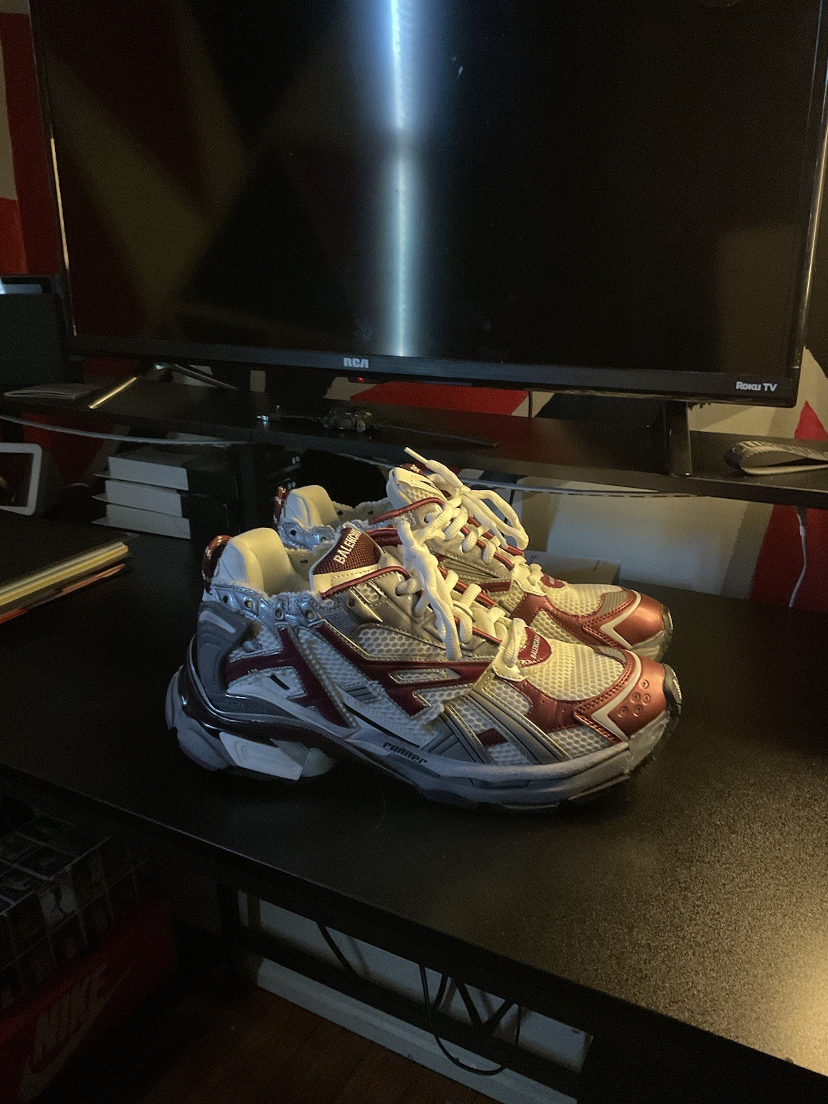 Balenciaga Runner Burgundy- size 43 (mens 9.5-10)