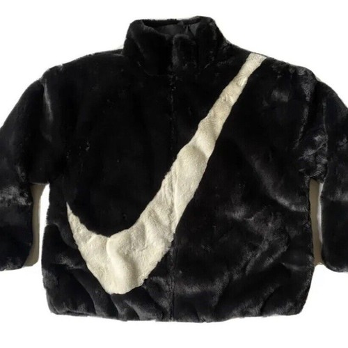 Nike Sportswear NSW Damen XS übergroße Swoosh Kunstfell schwarze Jacke DM1759-010 - Bild 7 von 9