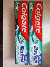COLGATE MAX FRESH TOOTHPASTE with Whitening Breath Strips- 2PK (6.3oz Each)