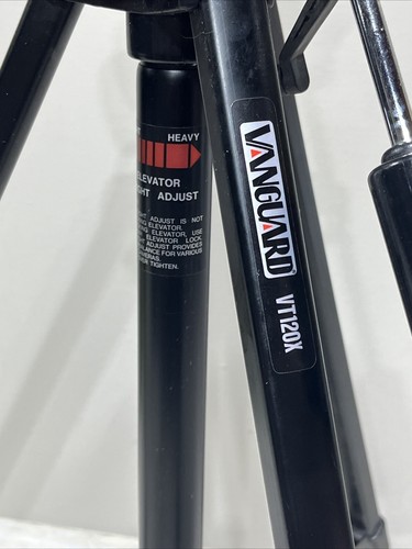 Vanguard VT120X 4 Foot Lightweight Tripod Good Condition - Picture 2 of 8