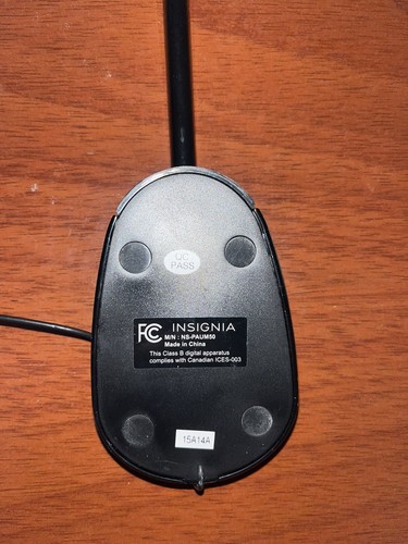 Insignia NS-PAUM50 USB Microphone for Computer Video - Picture 2 of 5