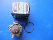 Pompe à eau Audi QUATTRO