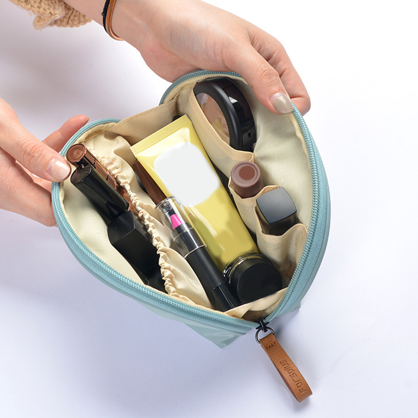 Portable Large Capacity Makeup Bag for Travel with Brushes  -image