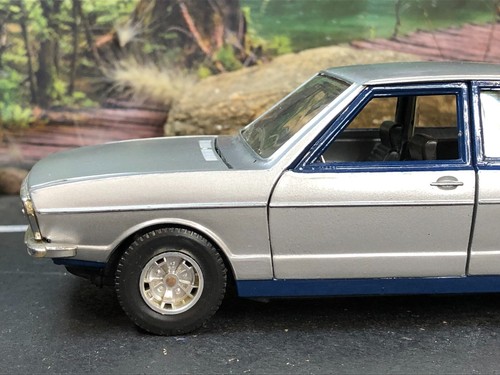 MARTOYS Italy 1:24 Diecast Car SILVER AUDI 80 GT #0106 No Box AS-IS - Picture 3 of 24