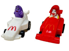 Mc Donalds Junior T&uuml;te 1988 Ronald McDonald +  Grimace im Rennwagen